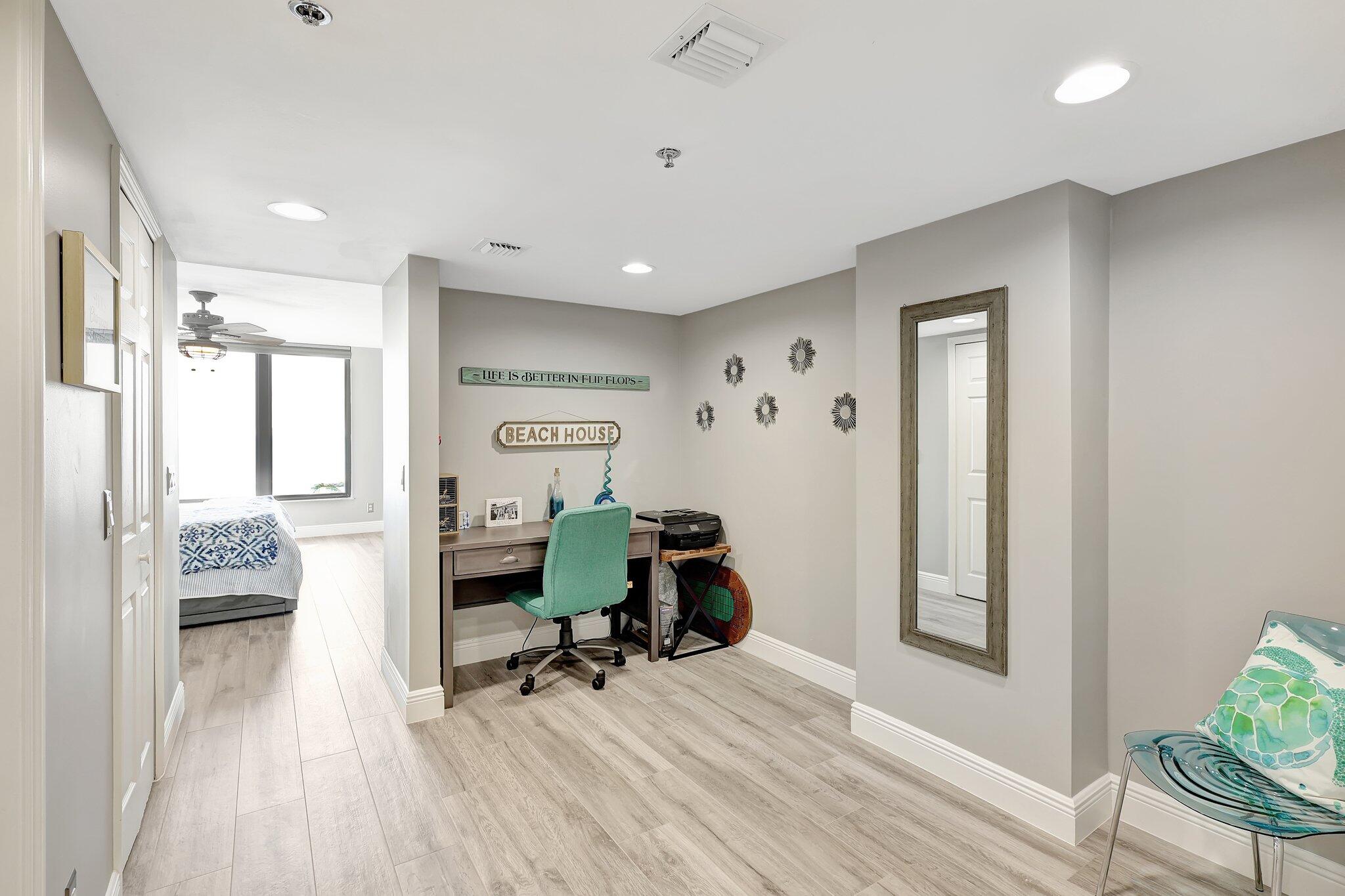 VISIONS CONDOMINIUM - Residential