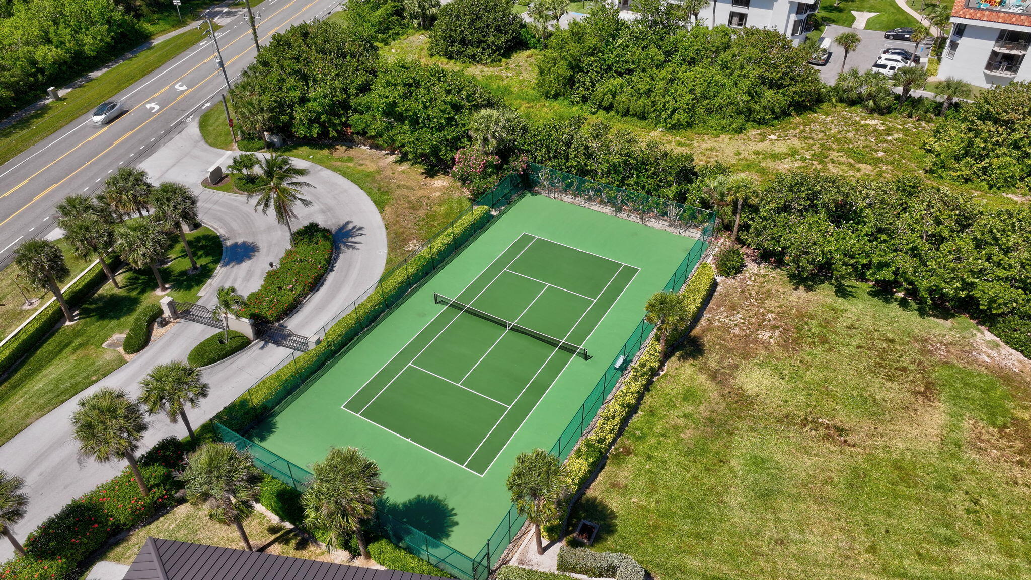 VISIONS CONDOMINIUM - Residential