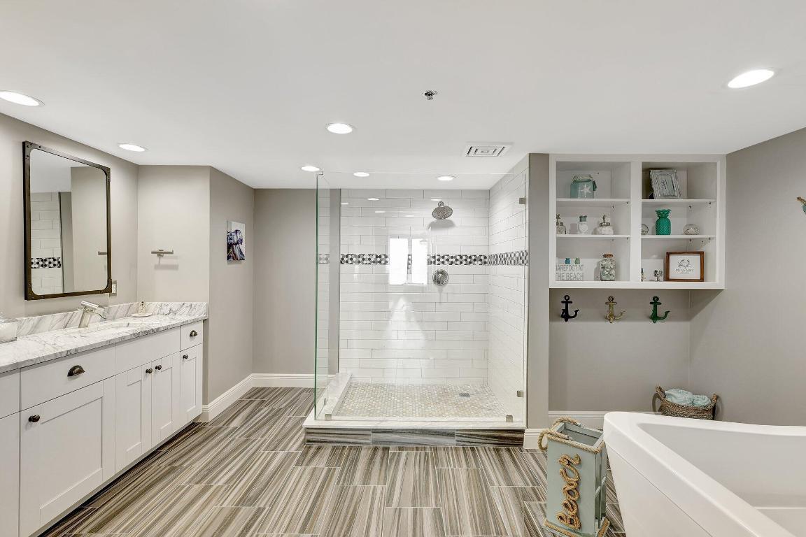 VISIONS CONDOMINIUM - Residential