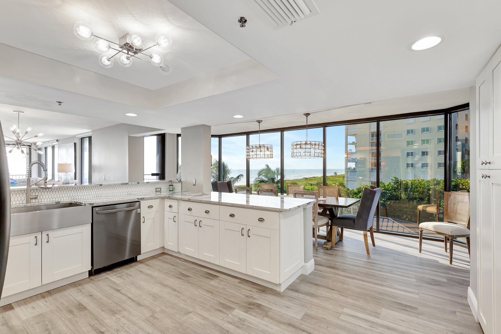 VISIONS CONDOMINIUM - Residential