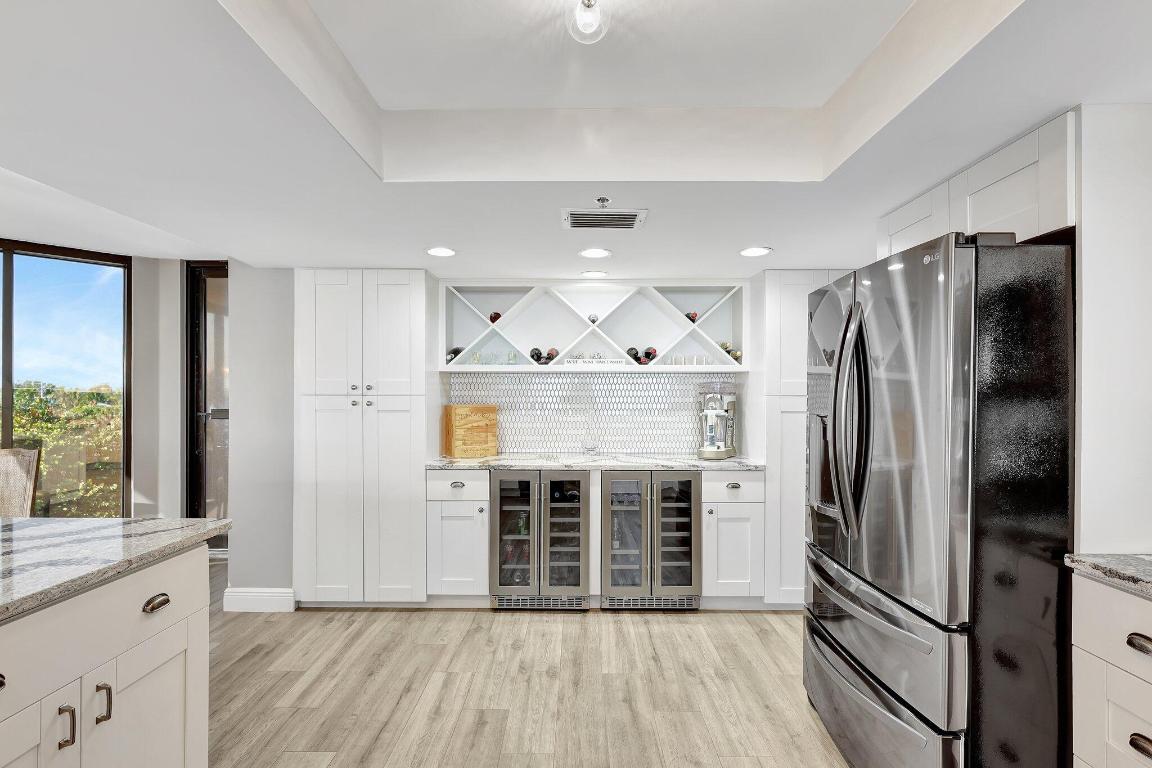 VISIONS CONDOMINIUM - Residential