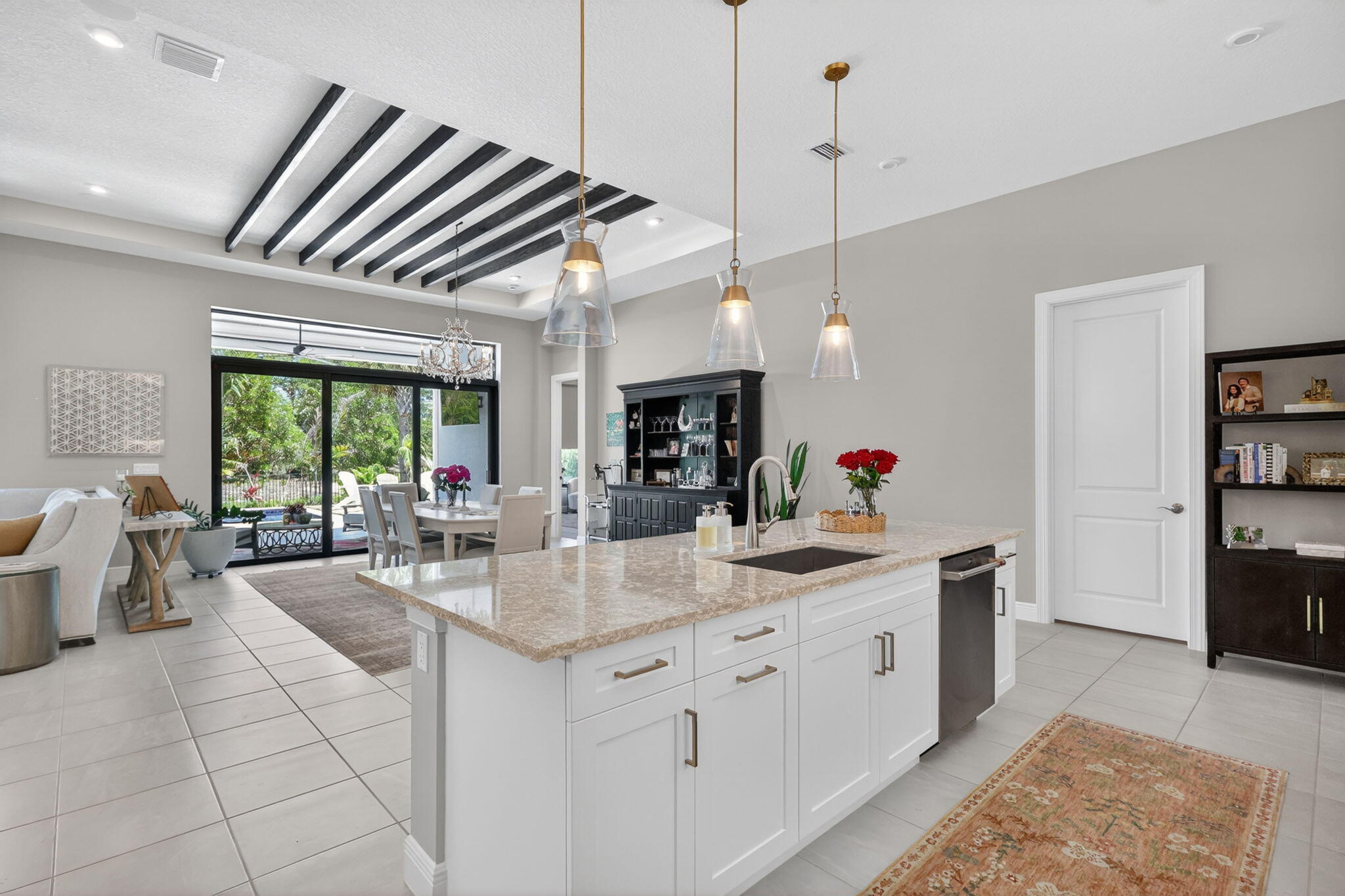 VERANDA ESTATES MOSAIC - Residential