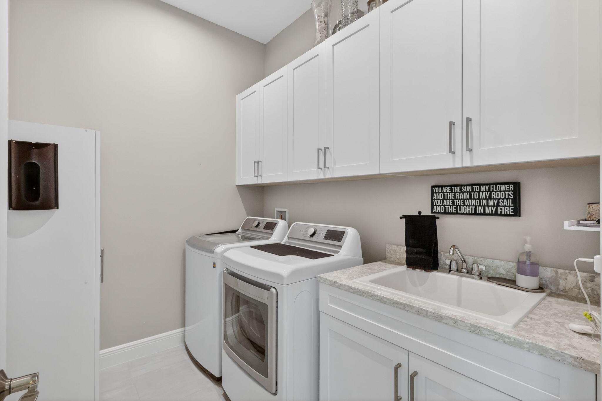 VERANDA ESTATES MOSAIC - Residential