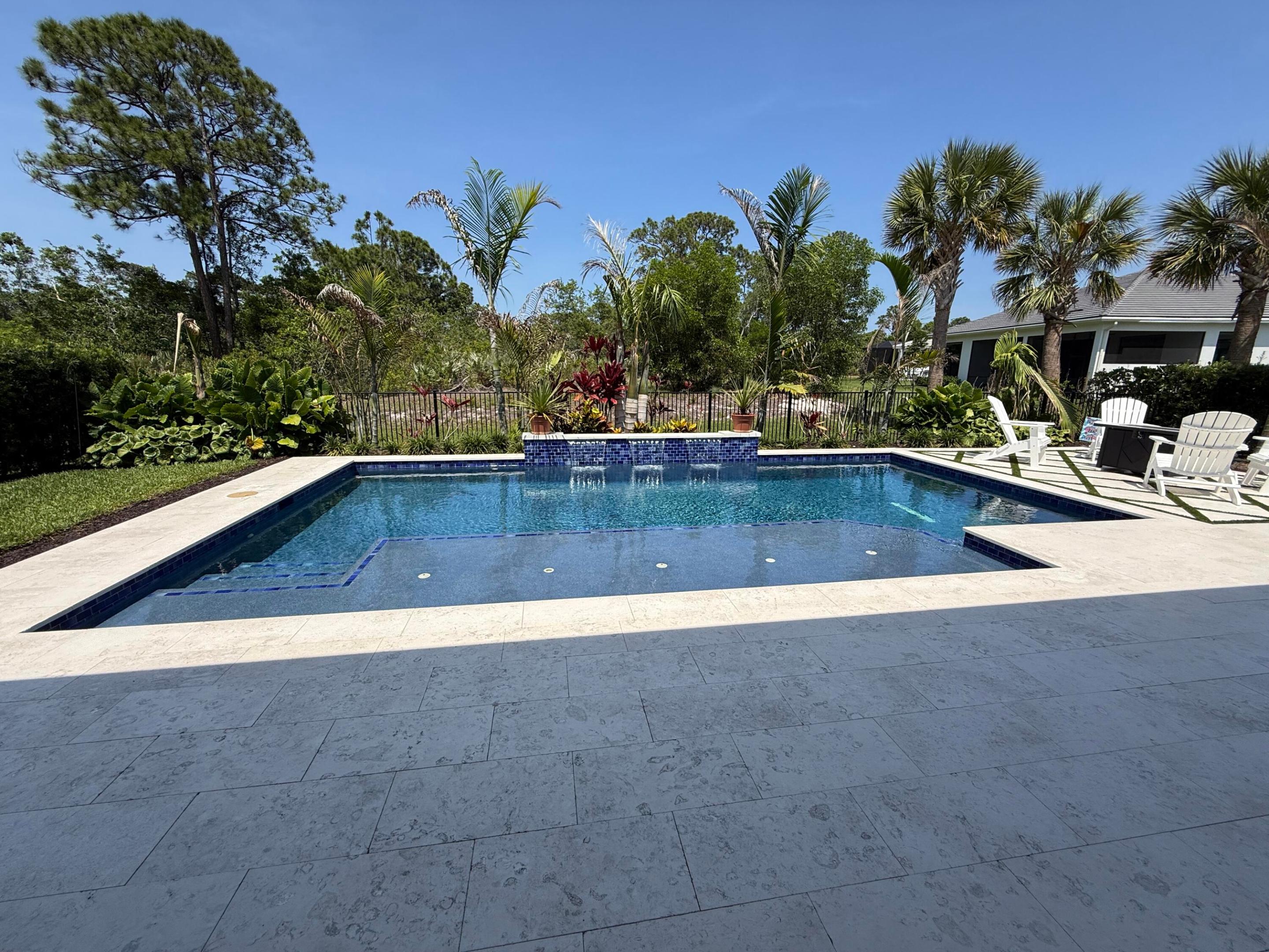 VERANDA ESTATES MOSAIC - Residential