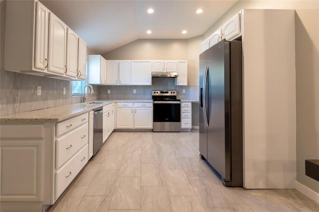 GOLDEN GATE - Residential