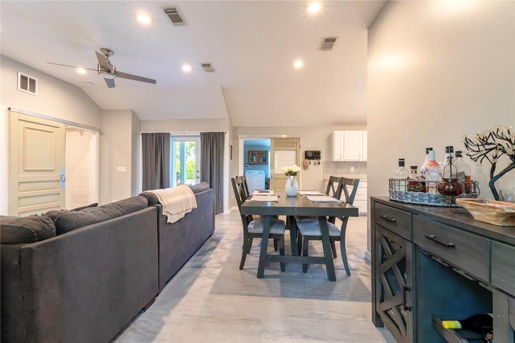 GOLDEN GATE - Residential