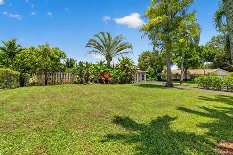 Tiny photo for 9404 NW 37TH Court, Coral Springs, FL 33065 (MLS # B26059863)