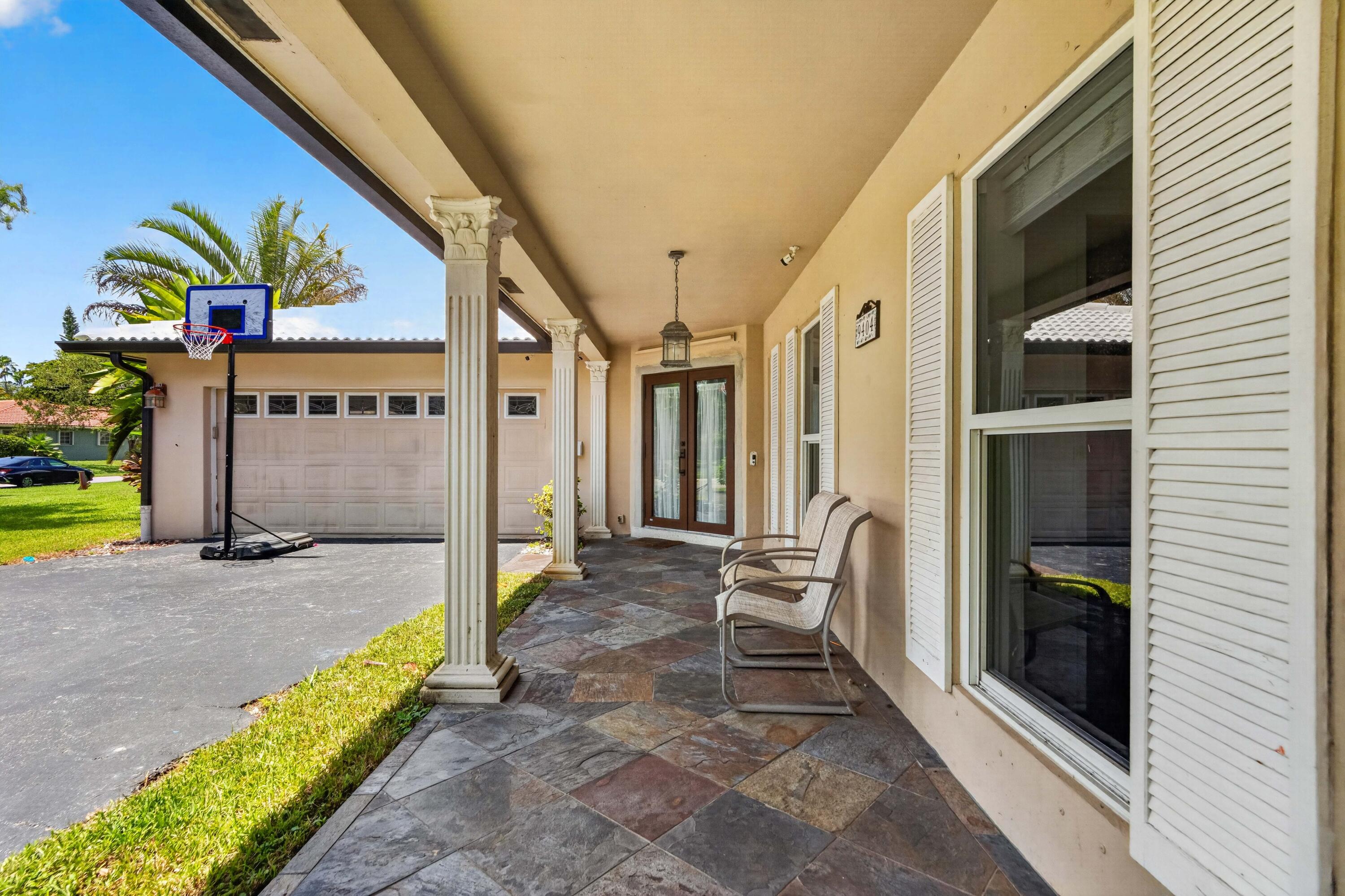 9404 NW 37TH Court