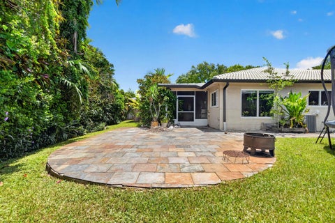 Tiny photo for 9404 NW 37TH Court, Coral Springs, FL 33065 (MLS # B26059863)