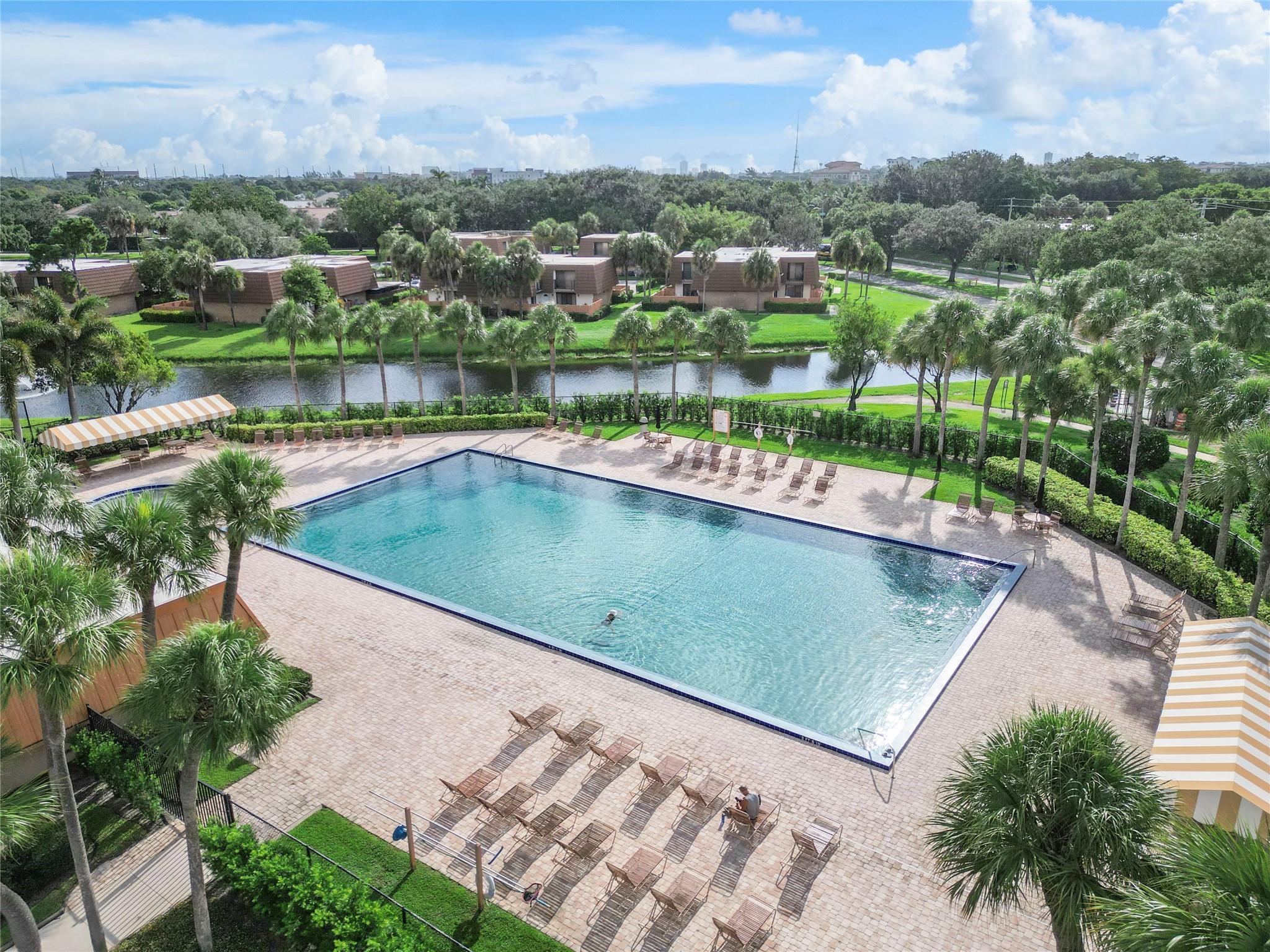 VILLAGE OF SANDALWOOD LAK - Residential