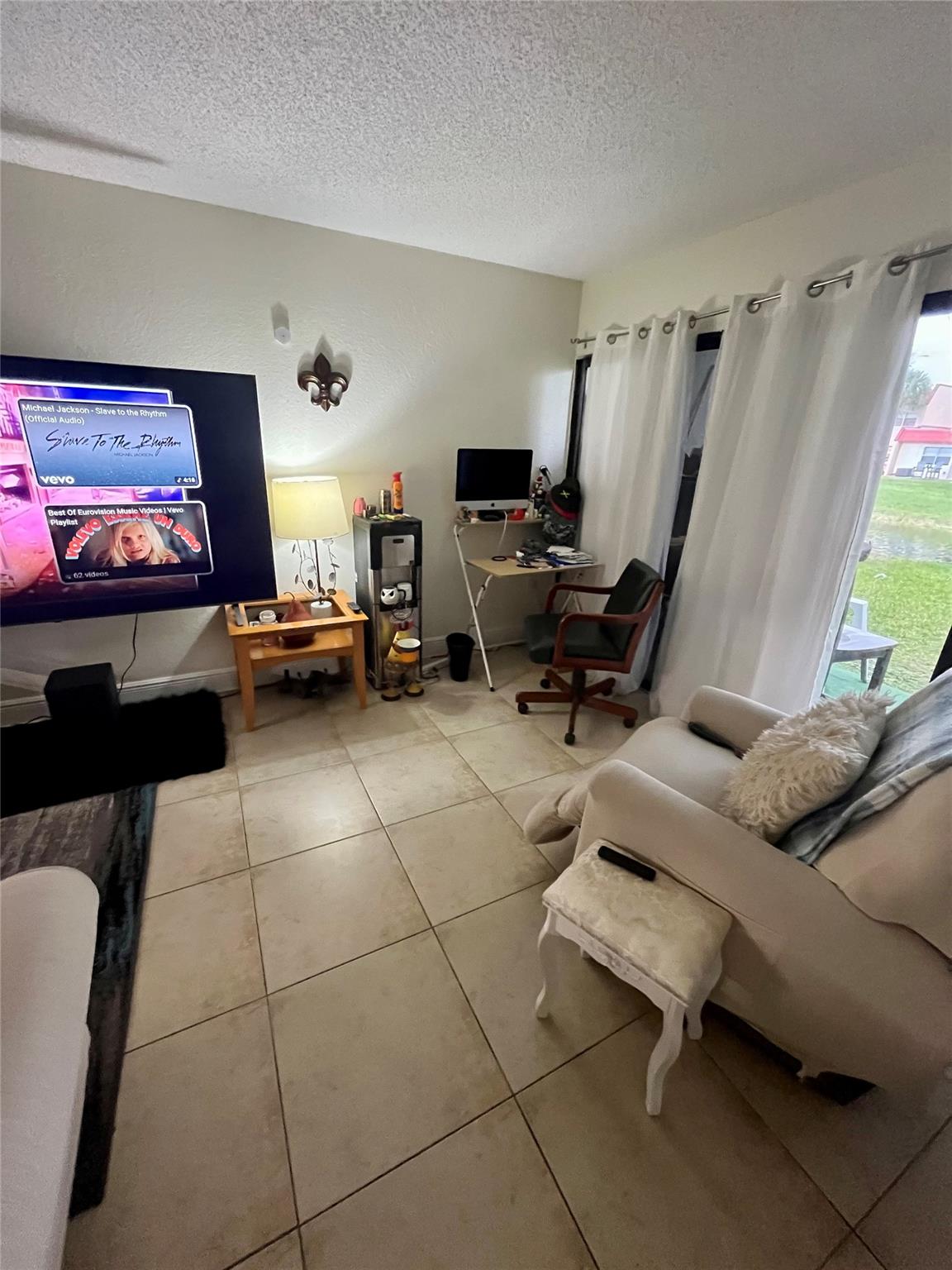 Palm Beach Grande - Residential