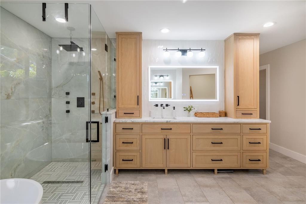 JACARANDA AREA 12-C - Residential