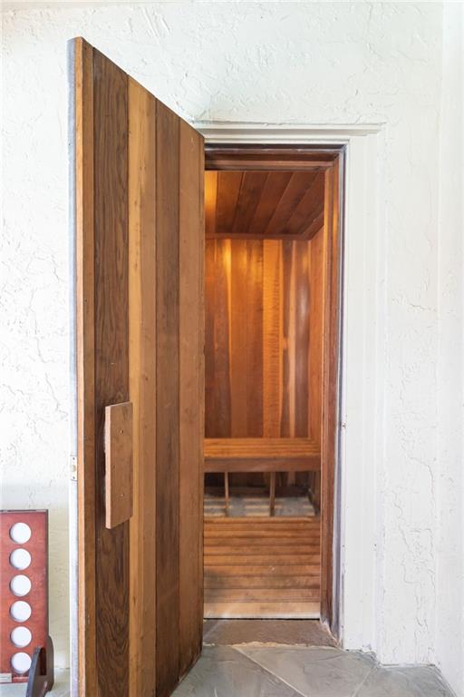 JACARANDA AREA 12-C - Residential