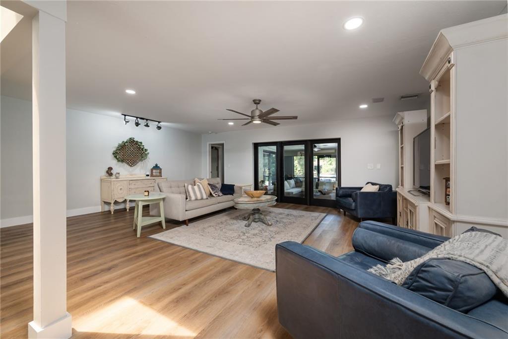 JACARANDA AREA 12-C - Residential