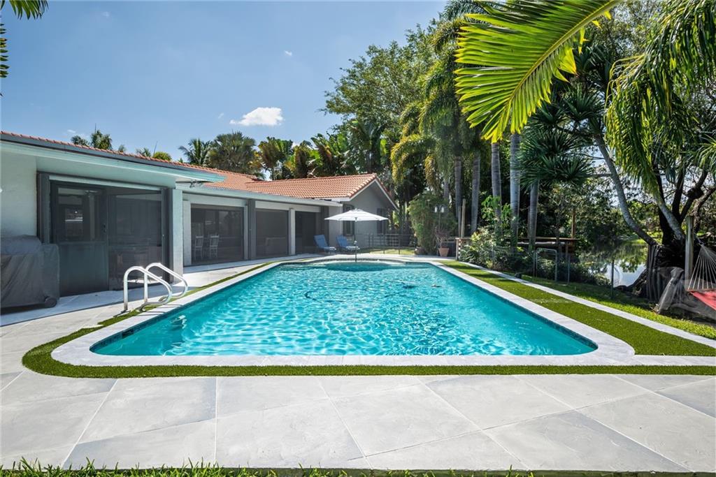 JACARANDA AREA 12-C - Residential