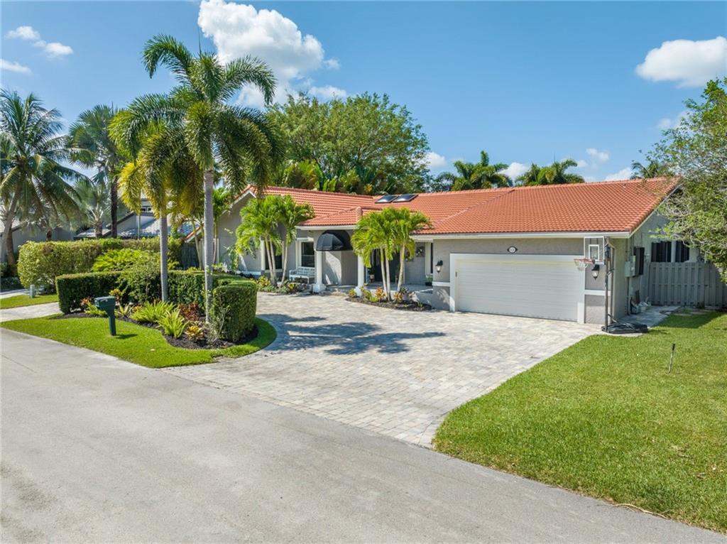 JACARANDA AREA 12-C - Residential