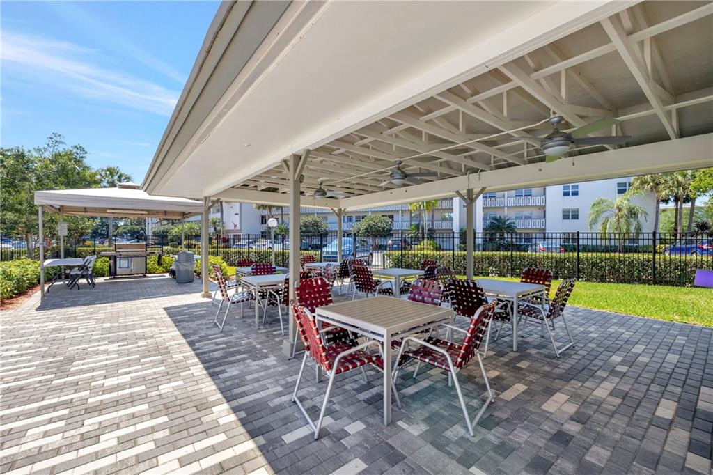 WYNMOOR VILLAGE - Residential