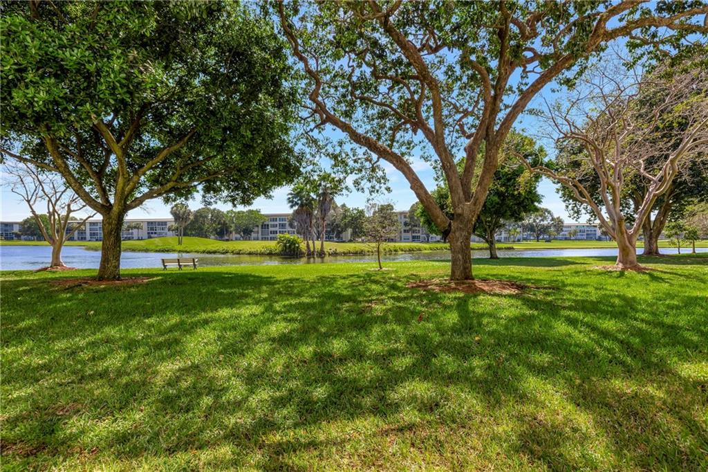 WYNMOOR VILLAGE - Residential