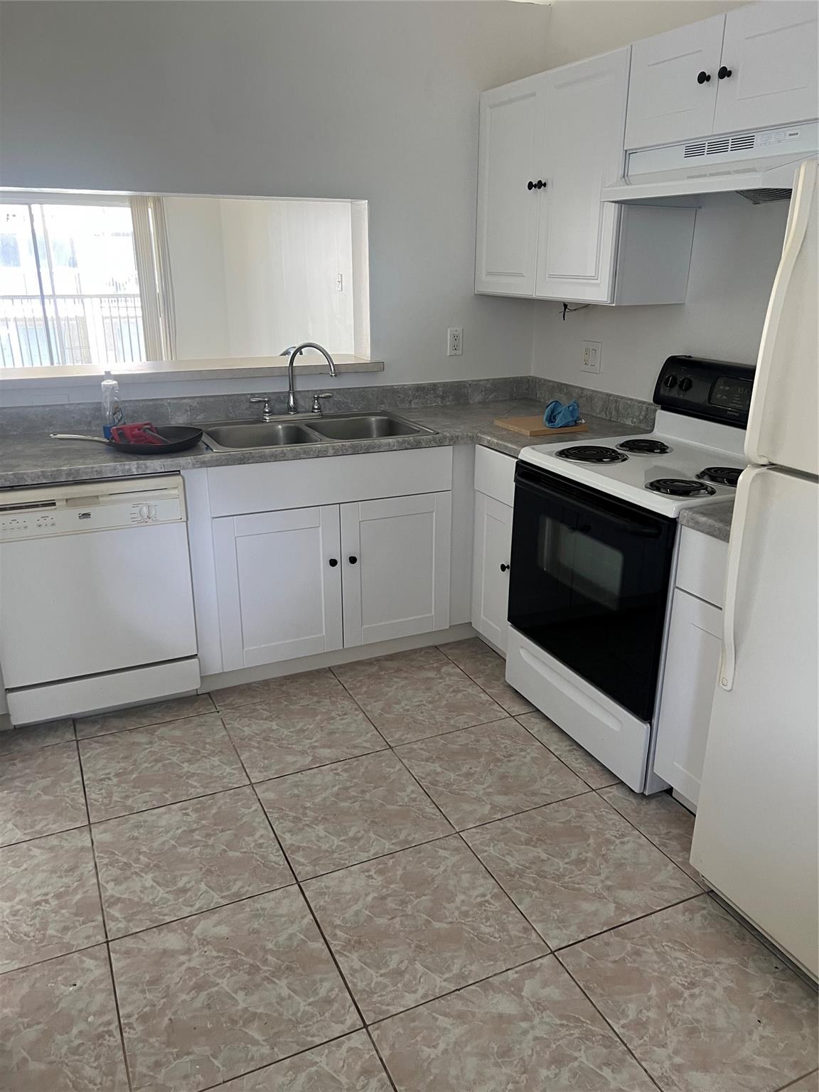 2457 NW 56th Ave 4-201