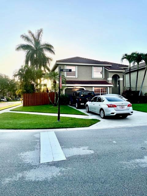 HILLSBORO COUNTRY CLUB...Meadow Lakes - Residential