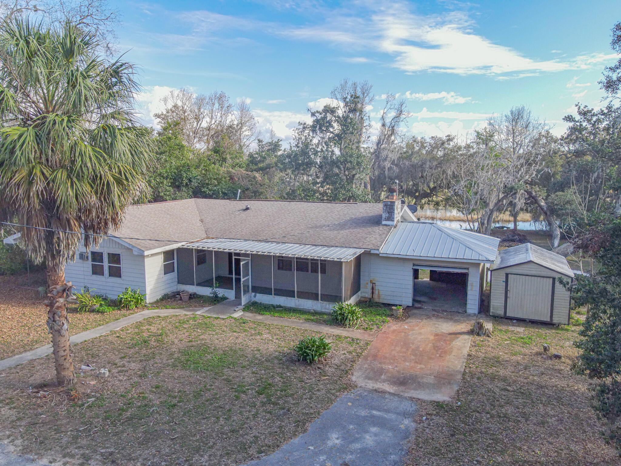 7700 E Timber Lane