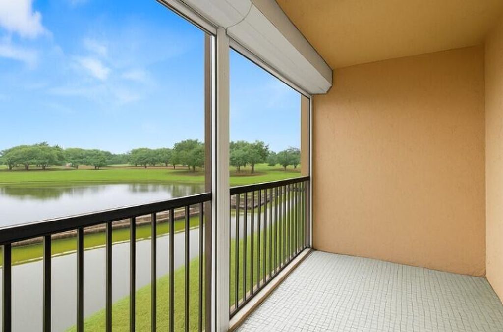 Photo of 3001 W Rolling Hills Circle #301, Davie, FL 33328 (MLS # B26012656)
