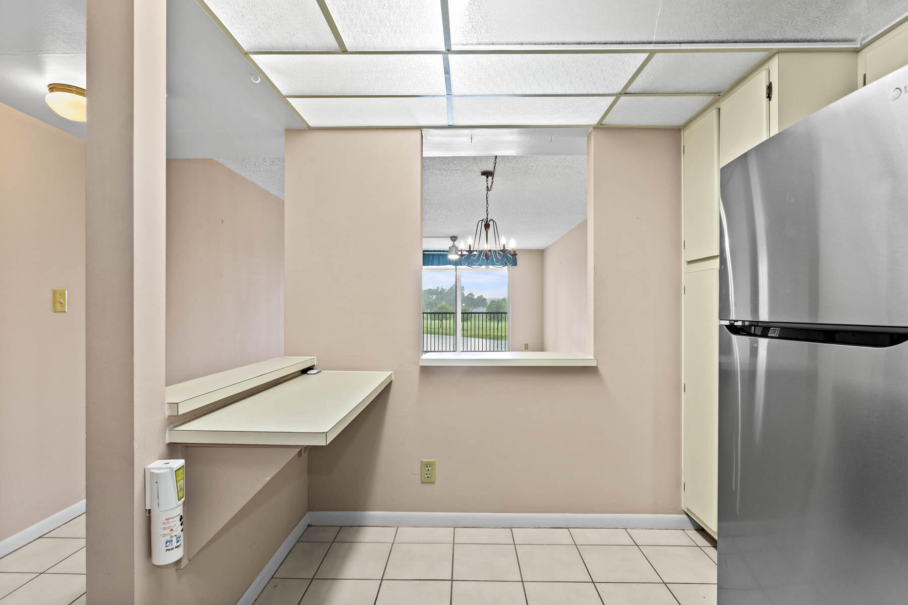 ROLLING HILLS GOLF AND - Residential