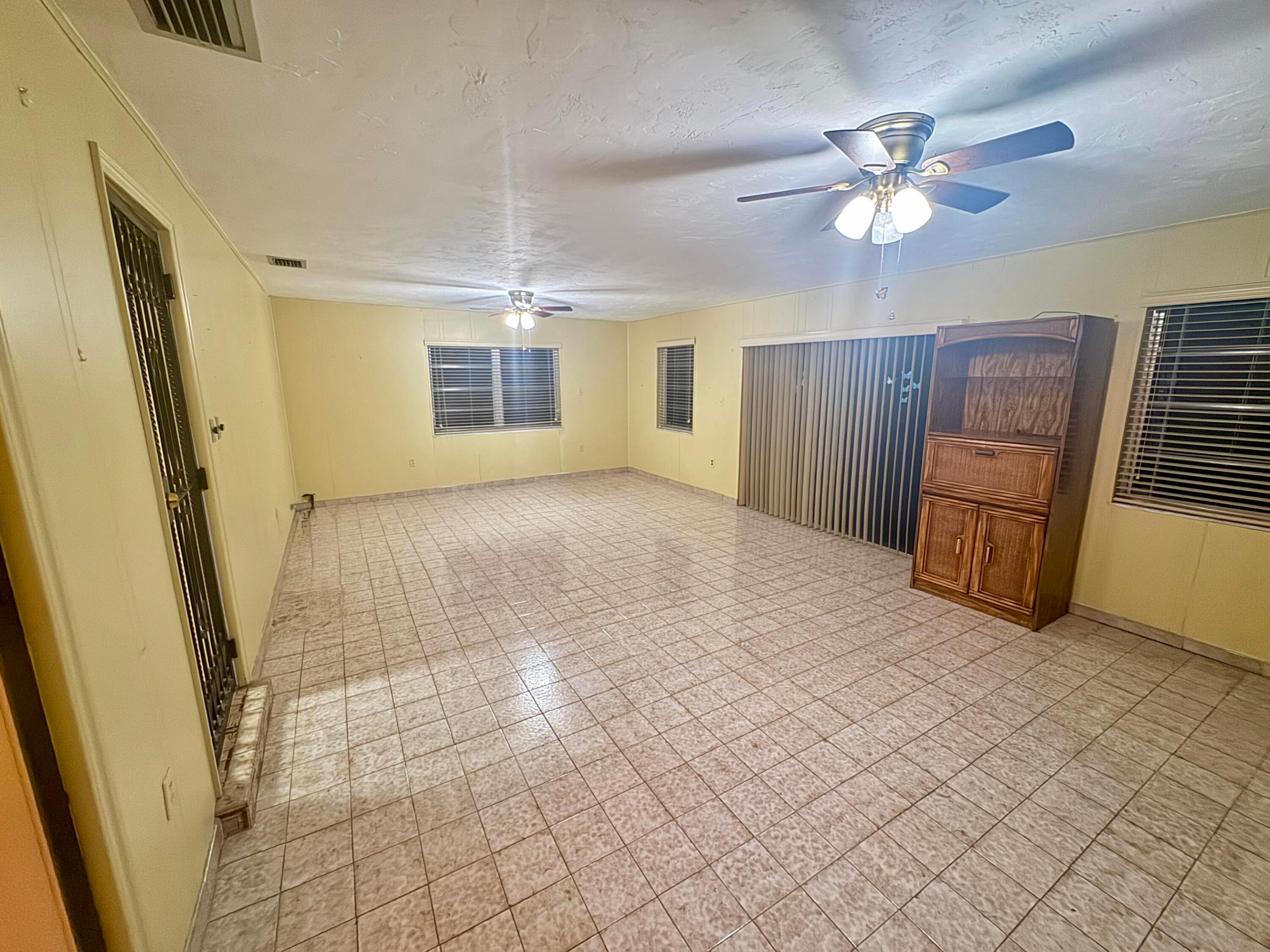 TRAIL GRANADA ADDN - Residential