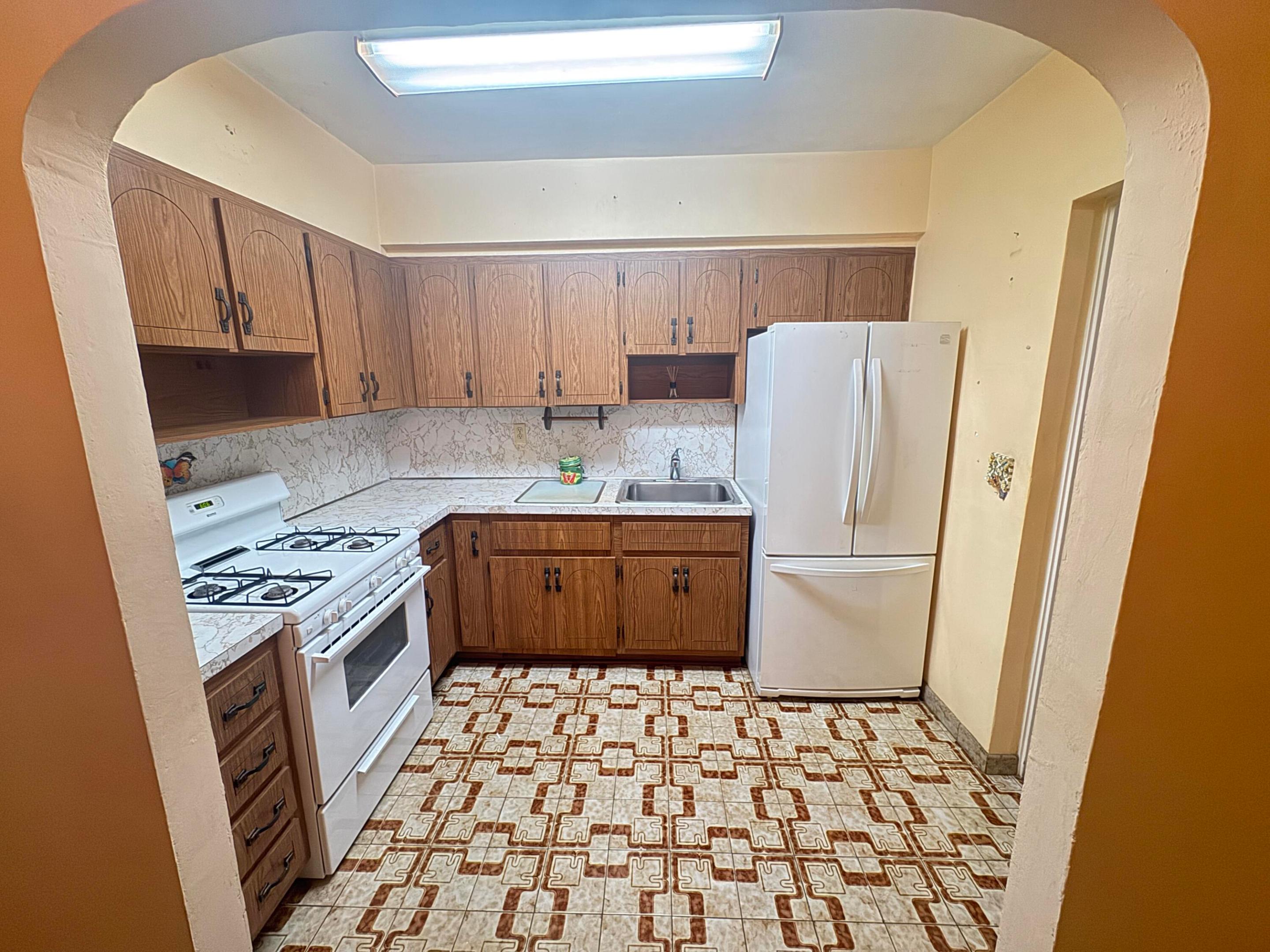 TRAIL GRANADA ADDN - Residential