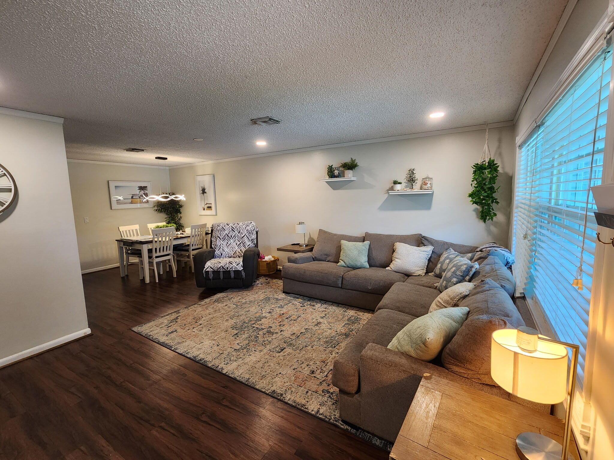 4500 SE Salvatori Road