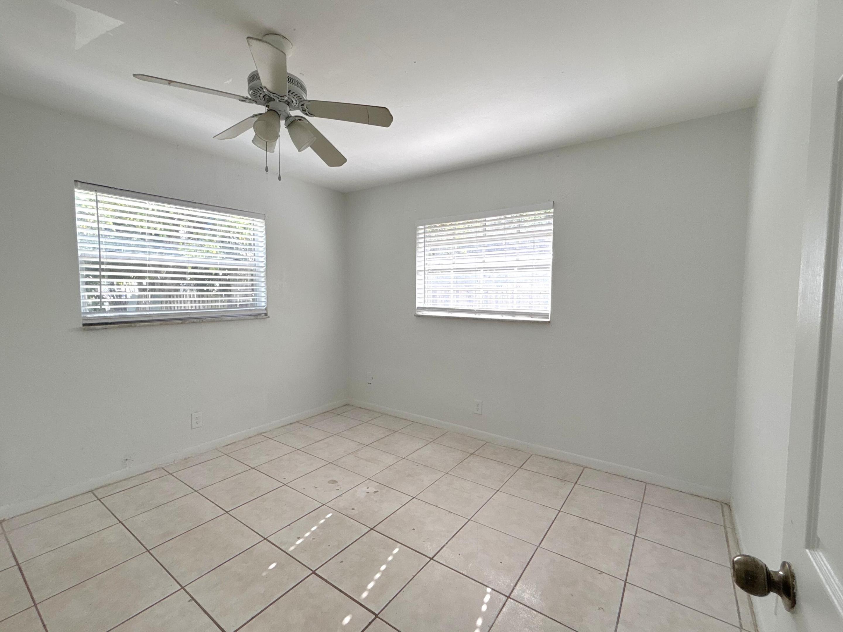 FAIRVIEW AMENDED PLAT - Residential Lease