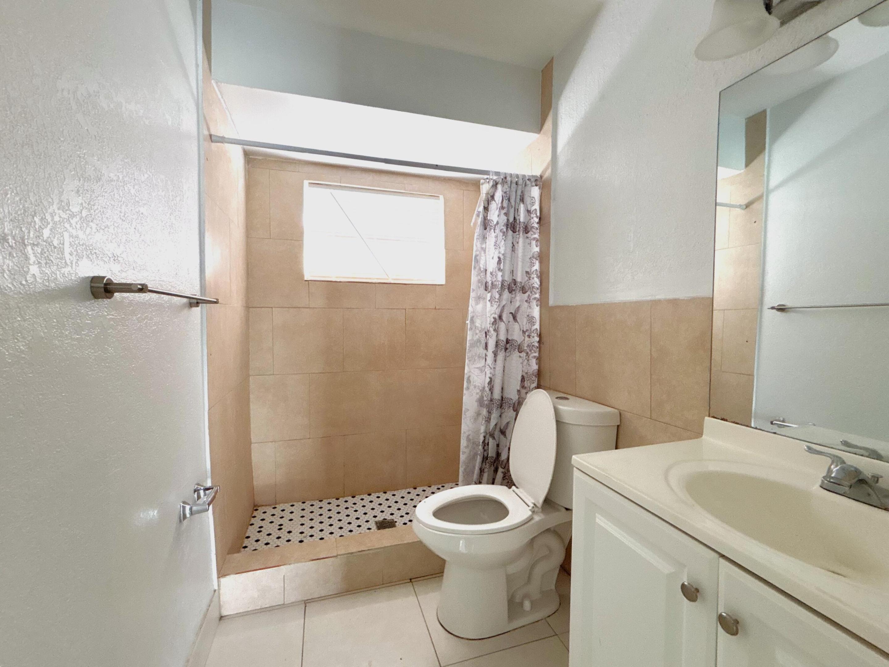 FAIRVIEW AMENDED PLAT - Residential Lease
