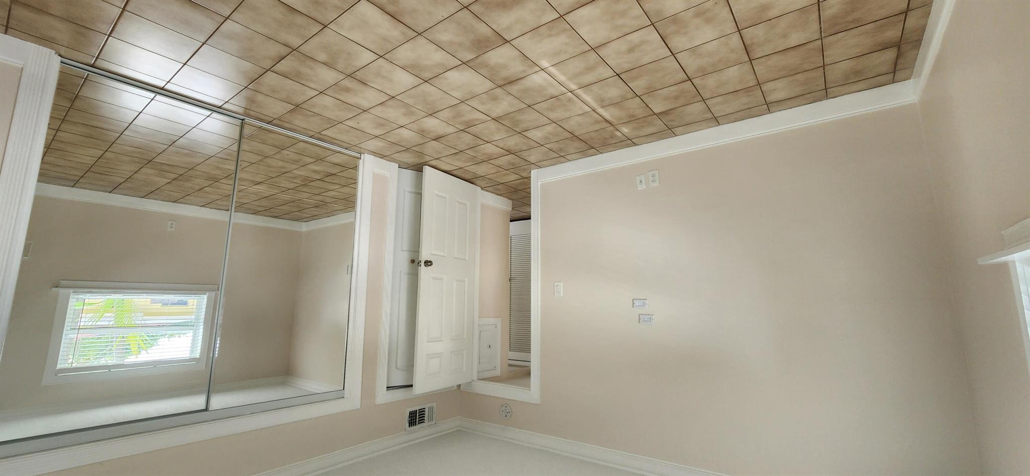 DELL PARK - Residential Lease