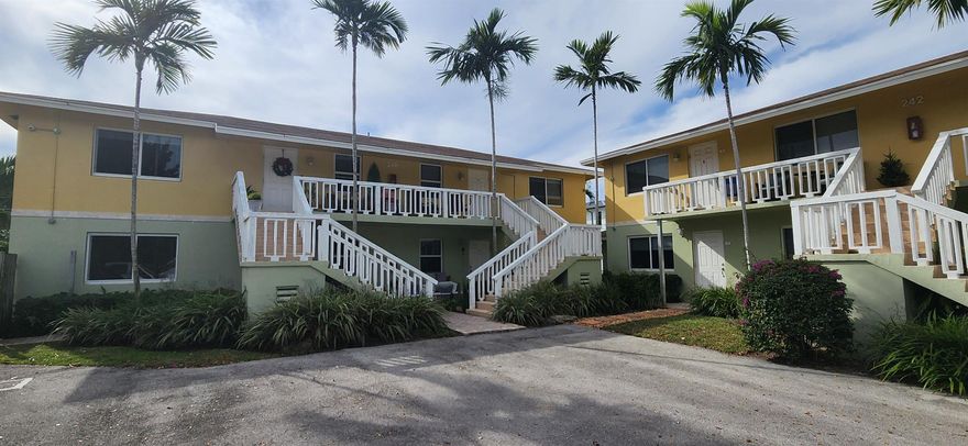 Live in the heart of Delray Beach! This spacious two-bedroom, one-bath apartment offers a light-filled living space that seamlessly blends with the bedroom area. Enjoy the convenience of a full kitchen and several closets for ample storage. Walk or bike to everything Delray has to offer, from vibrant Atlantic Avenue to the sandy beaches. This is your perfect downtown oasis!