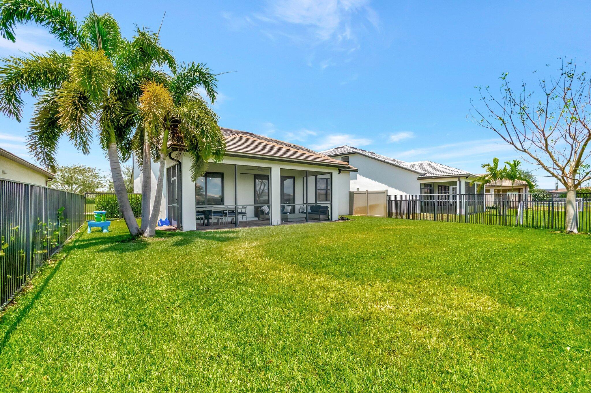 FIELDS AT GULFSTREAM POLO - Residential
