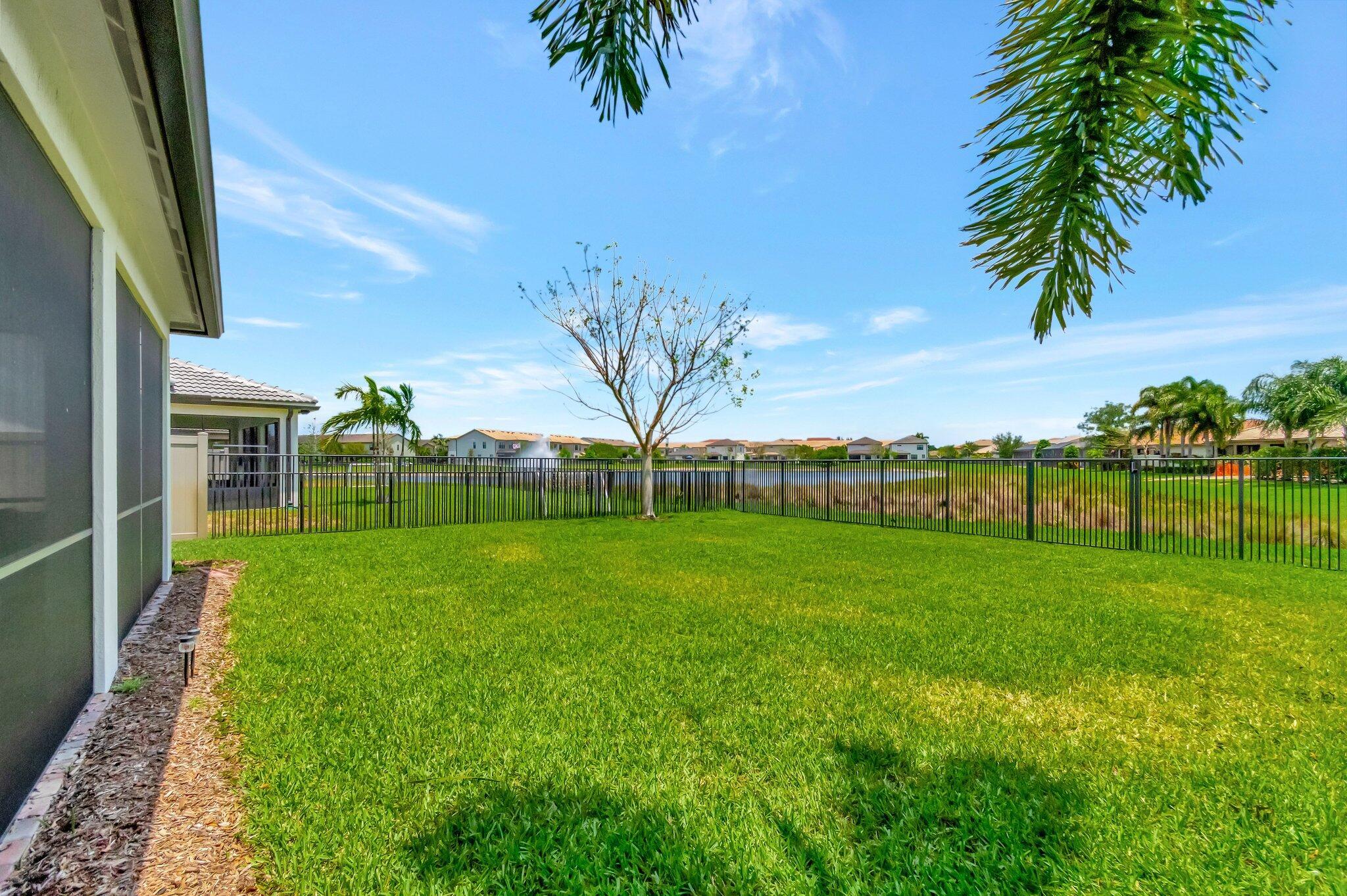 FIELDS AT GULFSTREAM POLO - Residential