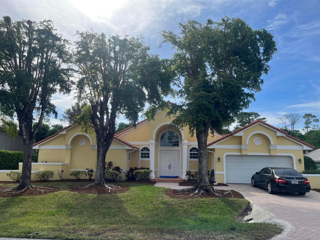 Photo of 8805 SE Riverfront Terrace, Tequesta, FL 33469 (MLS # R11053777)