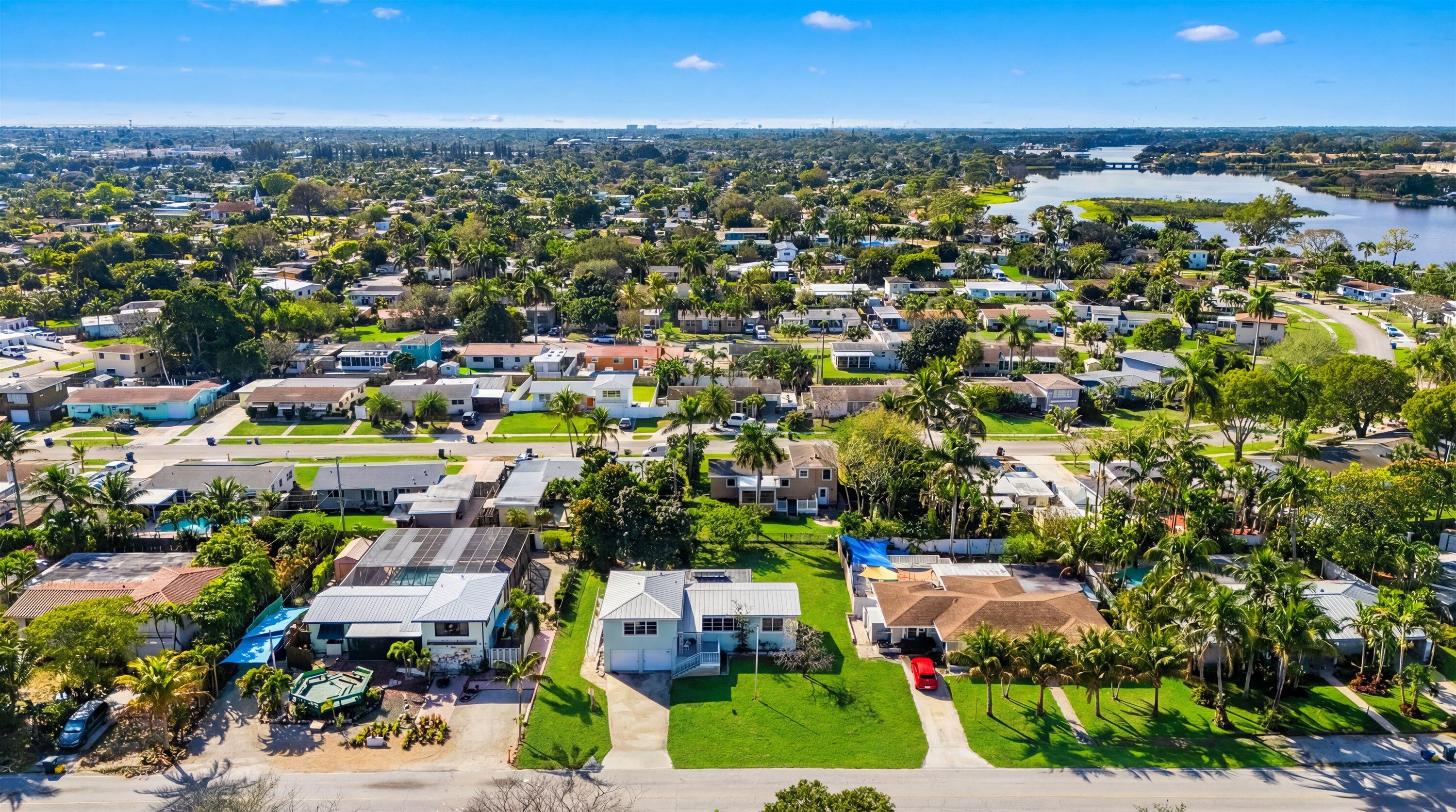 LAKE OSBORNE ESTATES - Residential