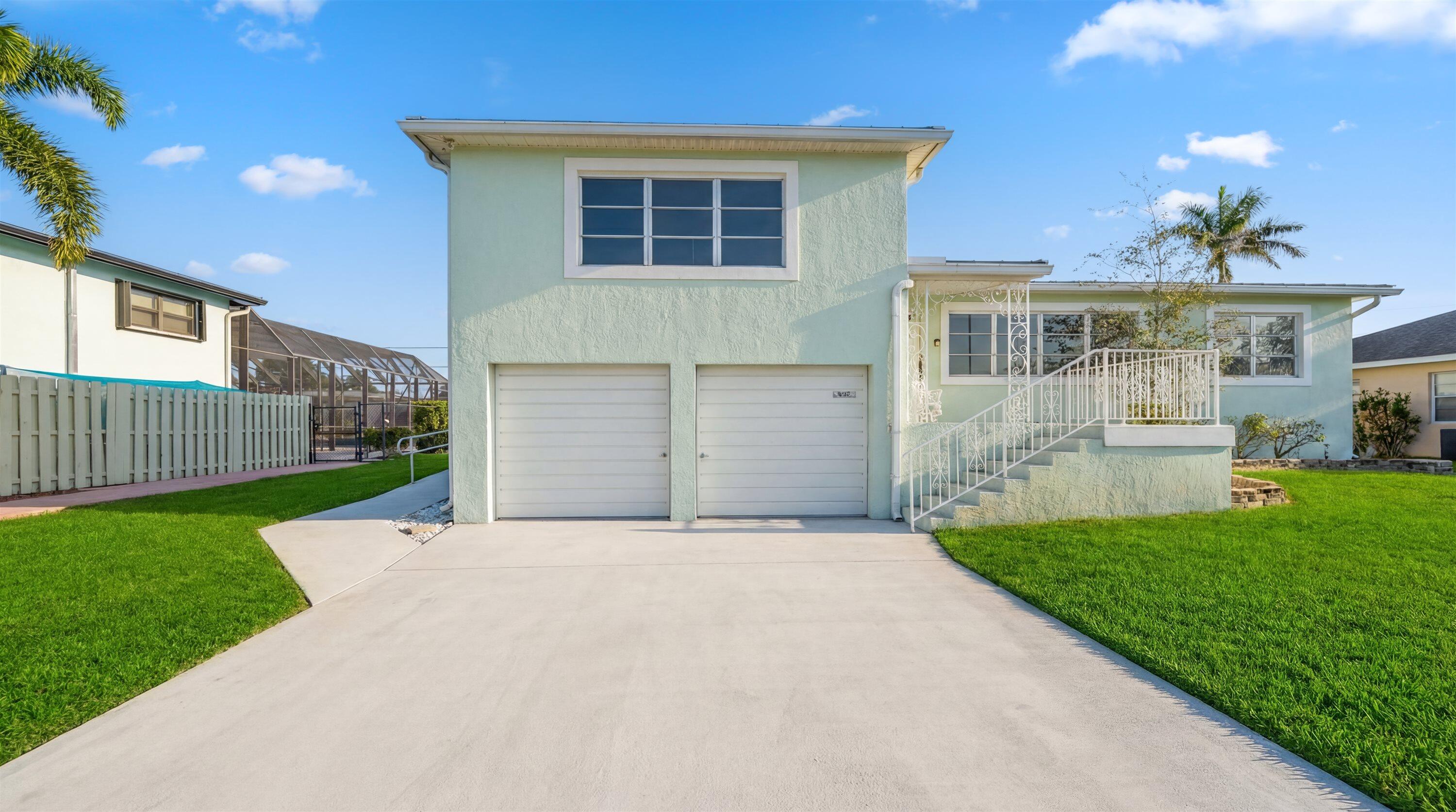 LAKE OSBORNE ESTATES - Residential