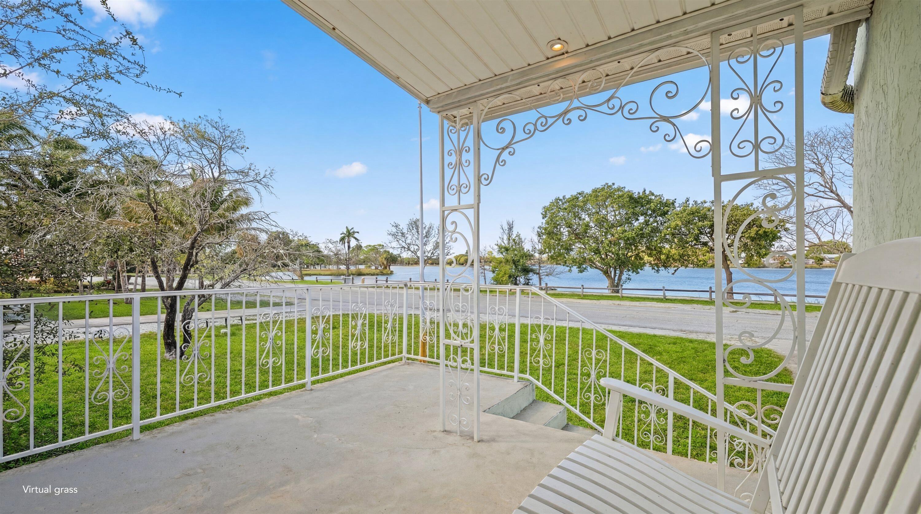 LAKE OSBORNE ESTATES - Residential