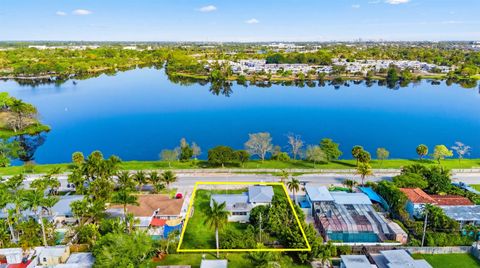 Photo of 5160 Lake Osborne Drive, Lake Worth, FL 33461 (MLS # R11165277)