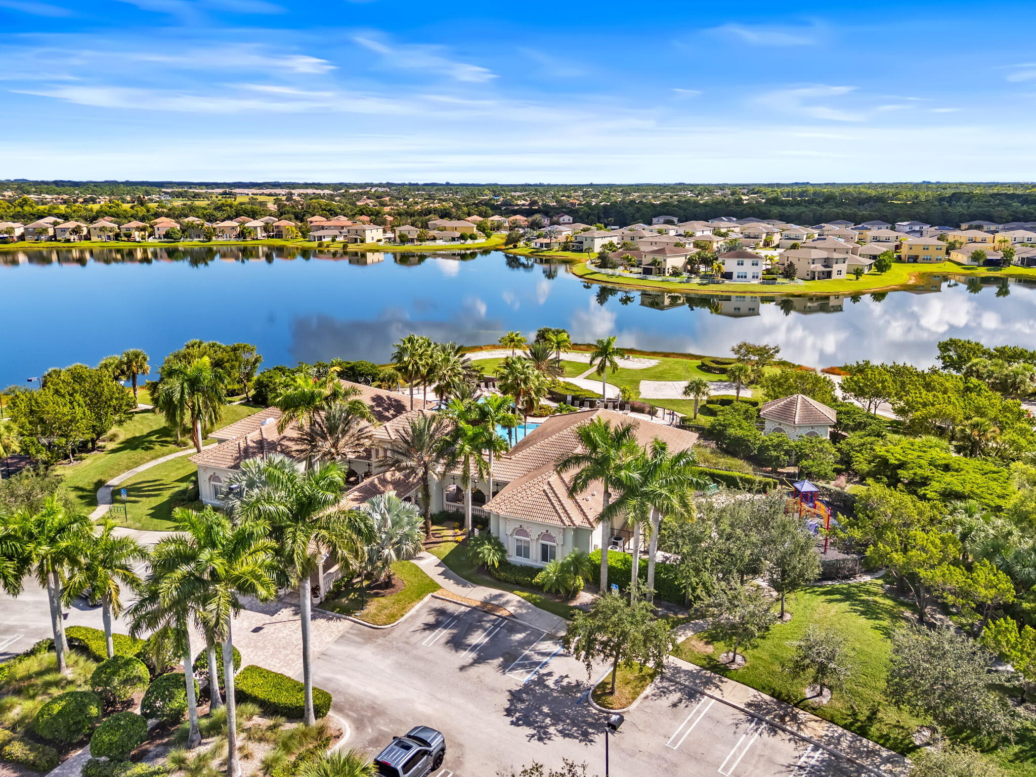 VIZCAYA FALLS PLAT 1 - Residential