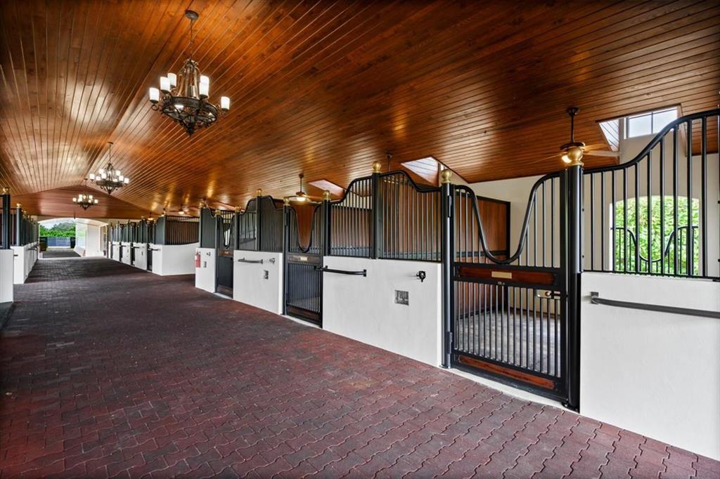 SOUTHFIELDS - Residential