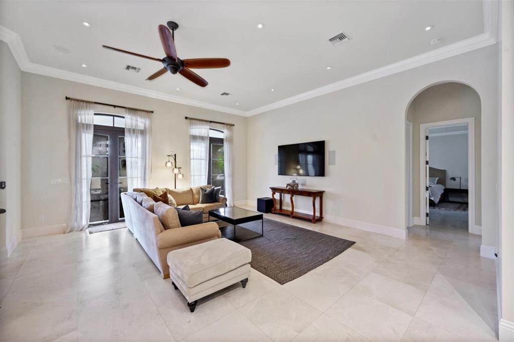 SOUTHFIELDS - Residential