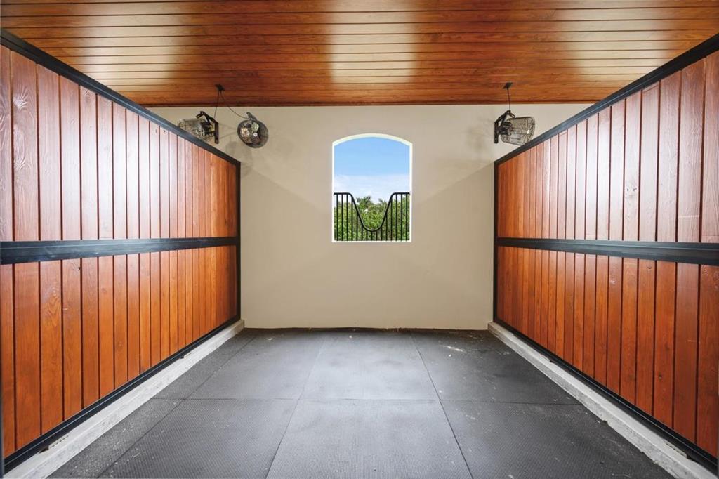 SOUTHFIELDS - Residential