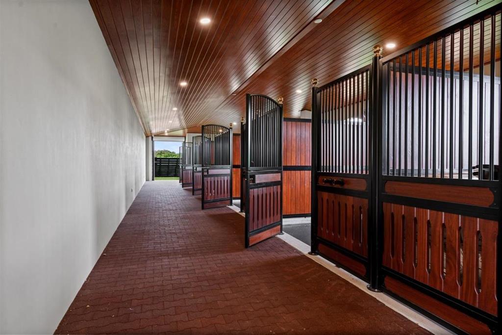 SOUTHFIELDS - Residential