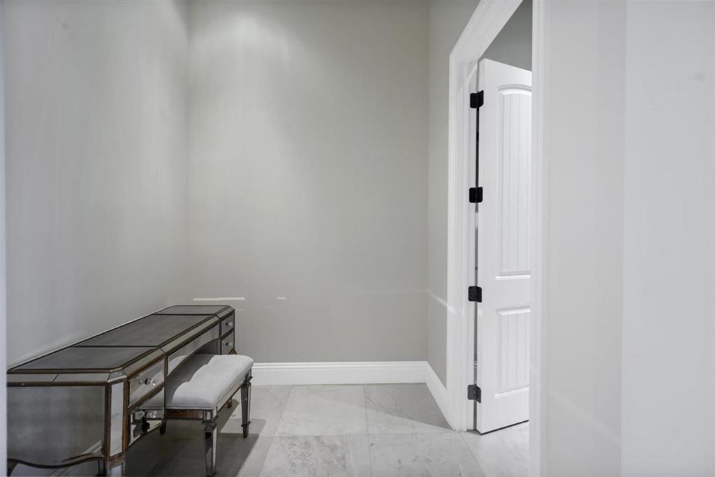 SOUTHFIELDS - Residential