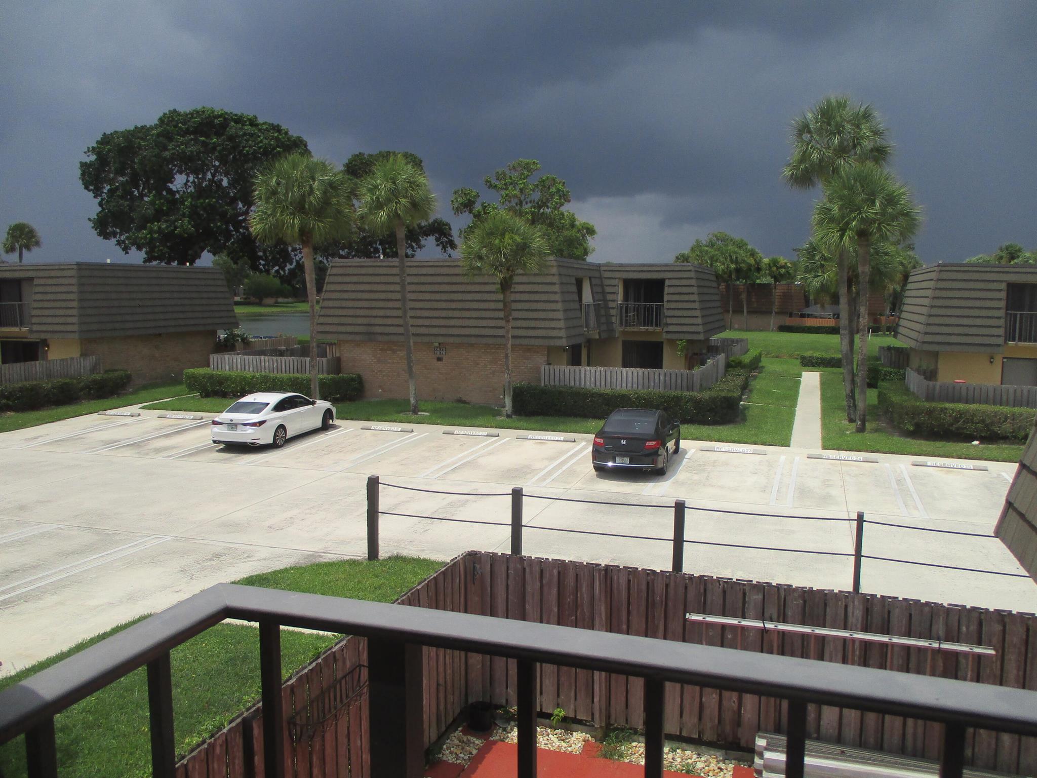 VILLAGE OF SANDALWOOD LAK - Residential Lease