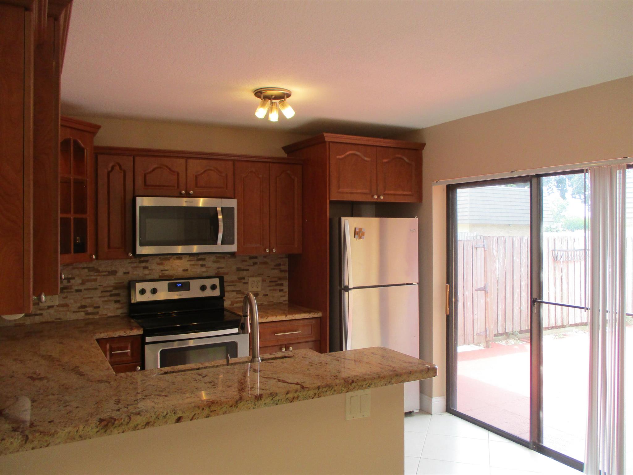 VILLAGE OF SANDALWOOD LAK - Residential Lease