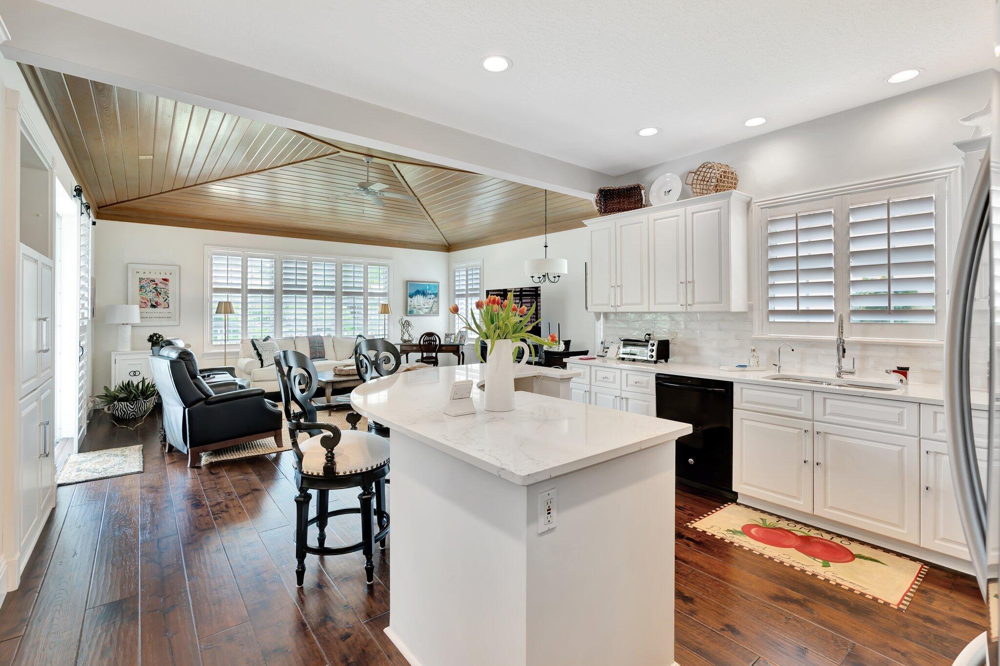 Southern Cay at Jonathans - Residential